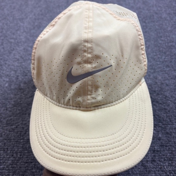 NIKE Yellow Featherlight Cap Dri-Fit One Size Fits Most Adjustable Velcro Strap - Picture 1 of 9
